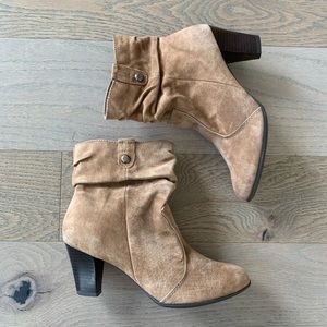 Bass Tan Suede Heeled Boots